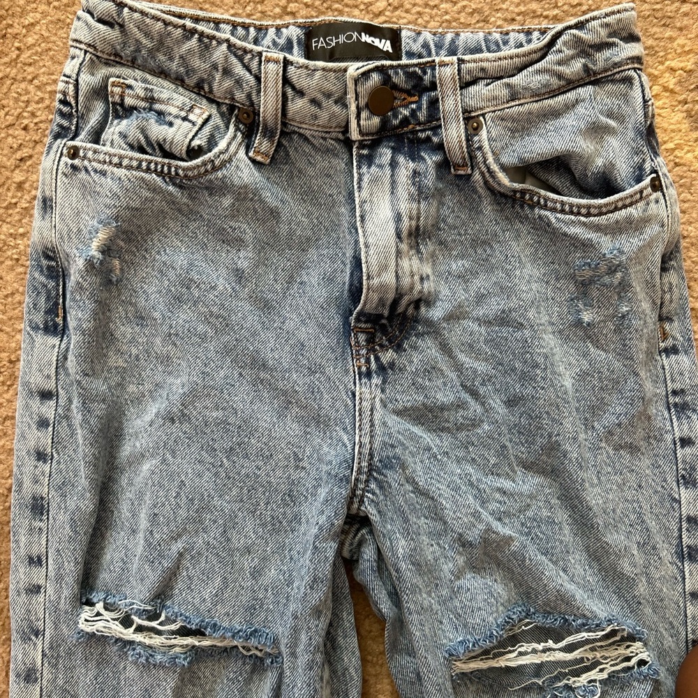 Ripped Acid wash Jeans